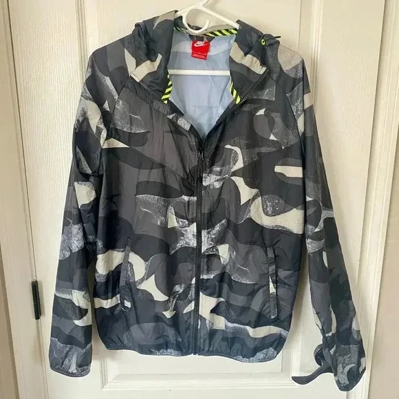 Nike Track & Field Windrunner Camo Mens XL Windbreaker Lightweight Packable - Picture 1 of 7